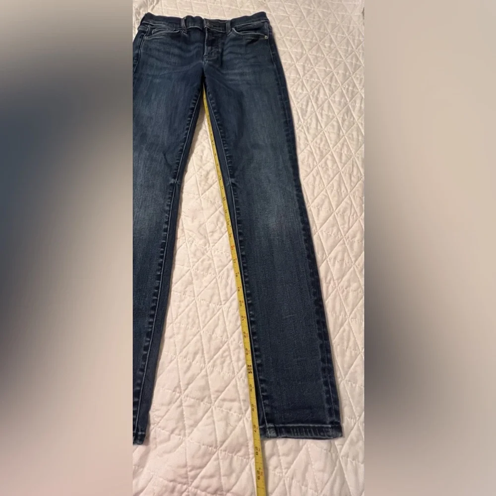7 For All Mankind “The Skinny” Distressed Jean size 28 - Picture 4 of 8